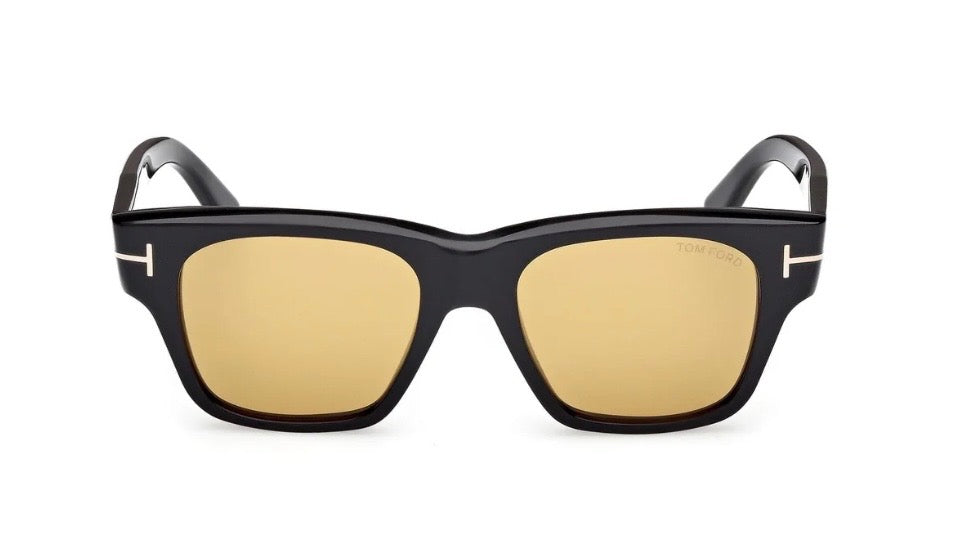 Tom Ford Caine 02